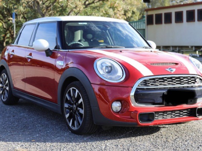 F55 MINI Cooper S 5 门 自动档