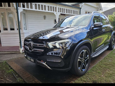 2022年奔驰GLE 300D SUV